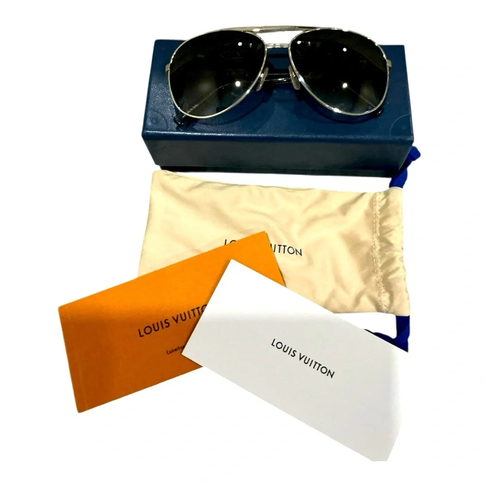 ✨💎NEW💎✨ LOUIS VUITTON Attitude Pilote Meta Sunnies! $950 in stores! - Picture 3 of 16